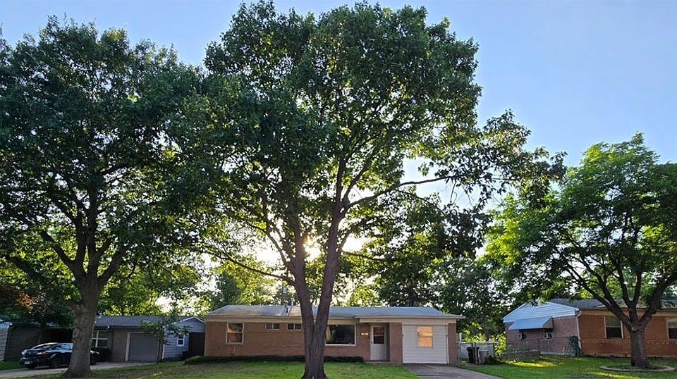1st image of 3205 Karla Dr