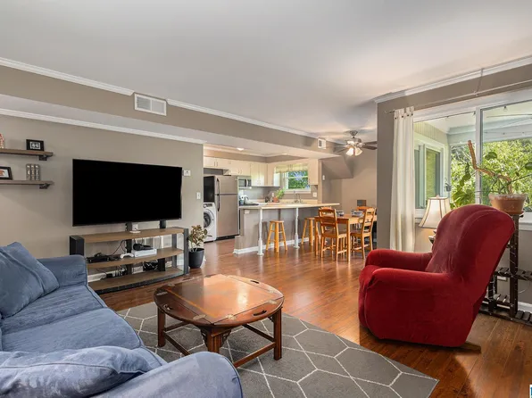 1944 Shades Cliff Ter APT C, Vestavia Hills, AL 35216