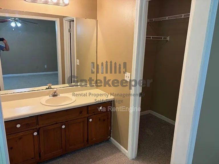 125 Elberta Dr — Photo 11