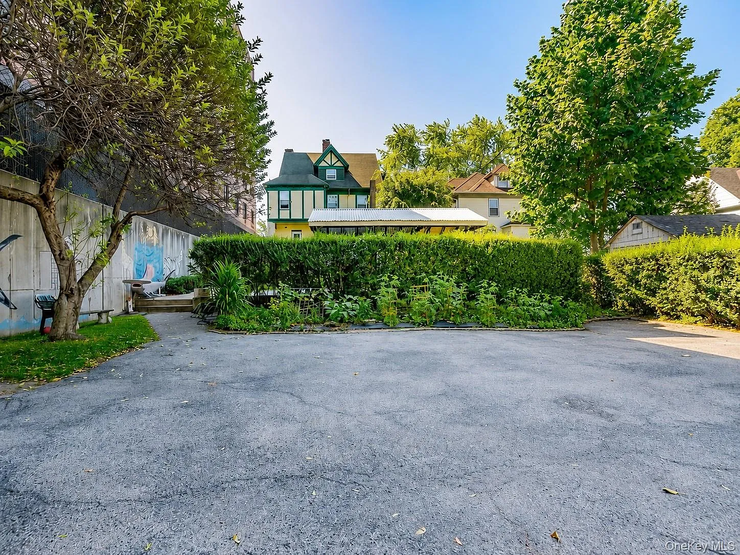 131 Lockwood Avenue, New Rochelle, NY 10801 — Photo 4