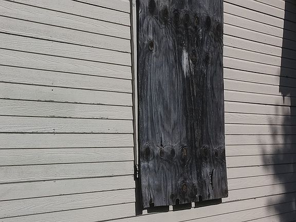 2nd image of 1207 S Rockwall Ave