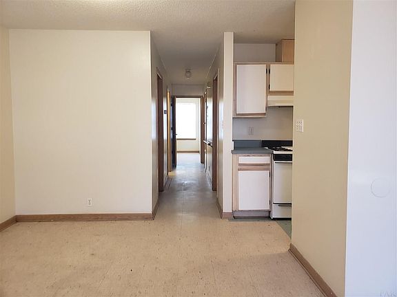 4th image of 465 S L St #A