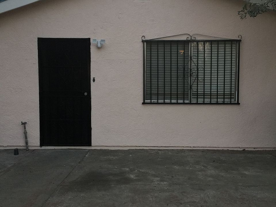 1st image of 10833 Weigand Ave