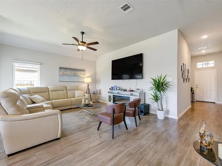 1006 Bending Trail Dr — Photo 7