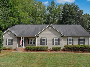 7902 Cress Ct, Oak Ridge, NC 27310