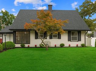 18 Spiralwood Ln, Willingboro, NJ 08046