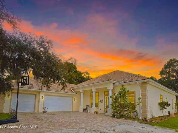 2775 Fawn Lake Blvd, Mims, FL 32754