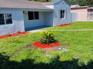2411 NW 88th St, Miami, FL 33147