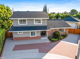 18930 Cantara St, Reseda, CA 91335