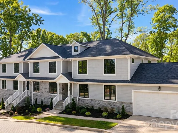 4300 Tangle Dr, Charlotte, NC 28211