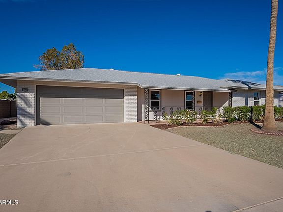 2nd image of 10726 W BROOKSIDE Drive