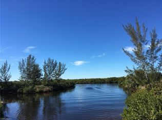 216 NW 39th Ave, Cape Coral, FL 33993