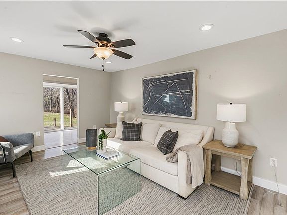 4th image of 60 Town Farm Road