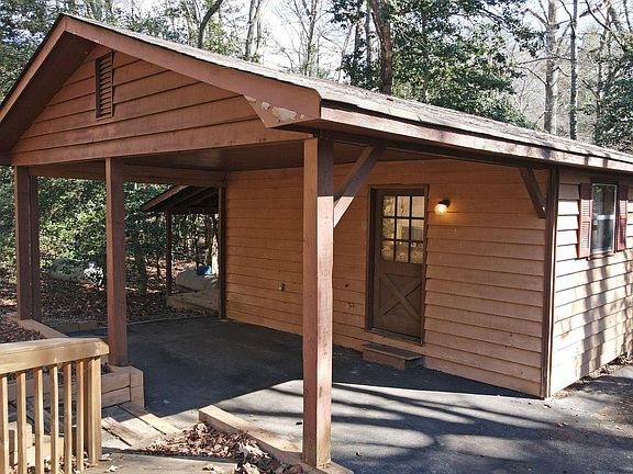 2nd image of 811 Lake Nottely Dr
