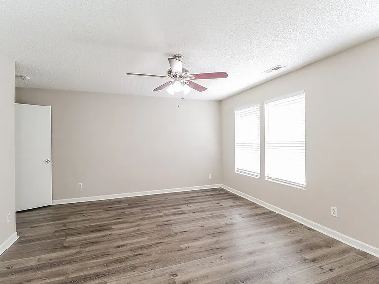 4488 Norfleet St — Photo 11