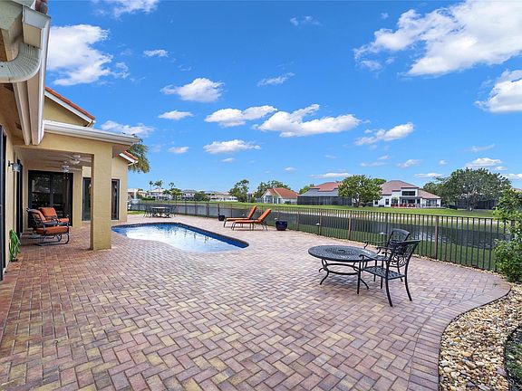5th image of 22280 Tupelo Place