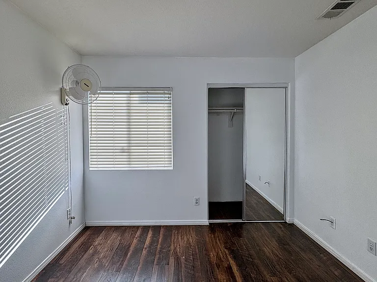 7637 Tuscany Pl — Photo 25