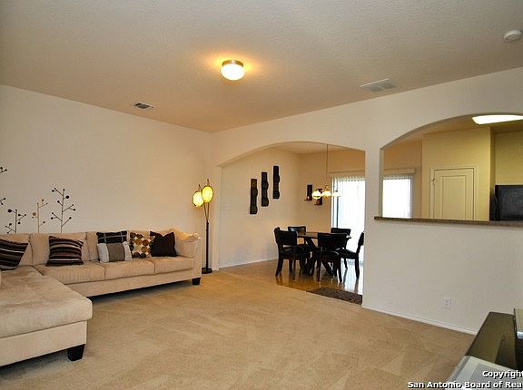 3rd image of 3915 PARADISO LOOP #3915