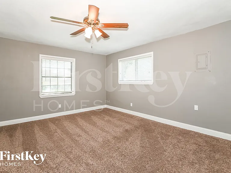 7709 Texridge Dr — Photo 11