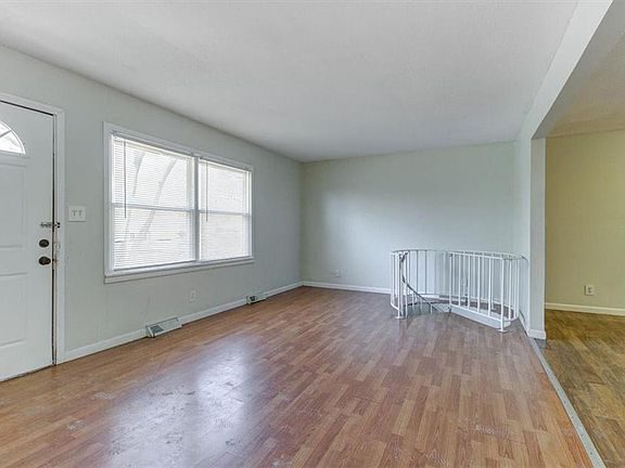 4th image of 9809 Donnelly Ave