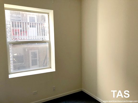 5th image of 5064 N Winthrop Ave #1