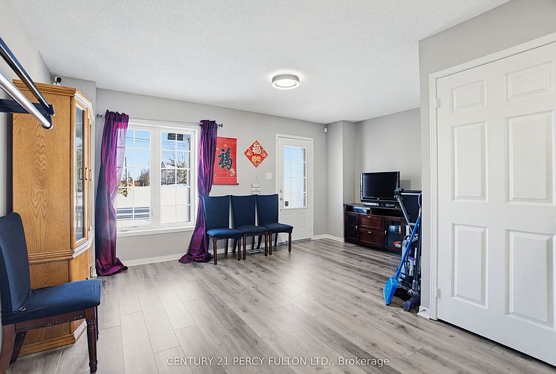 Ajax Townhouse for rent - 3 Bedrooms — photo 5