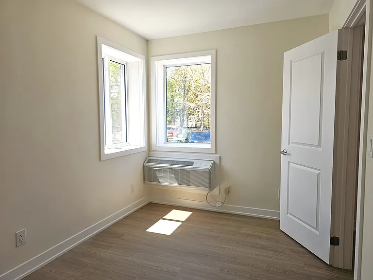 140 Church St — Photo 13