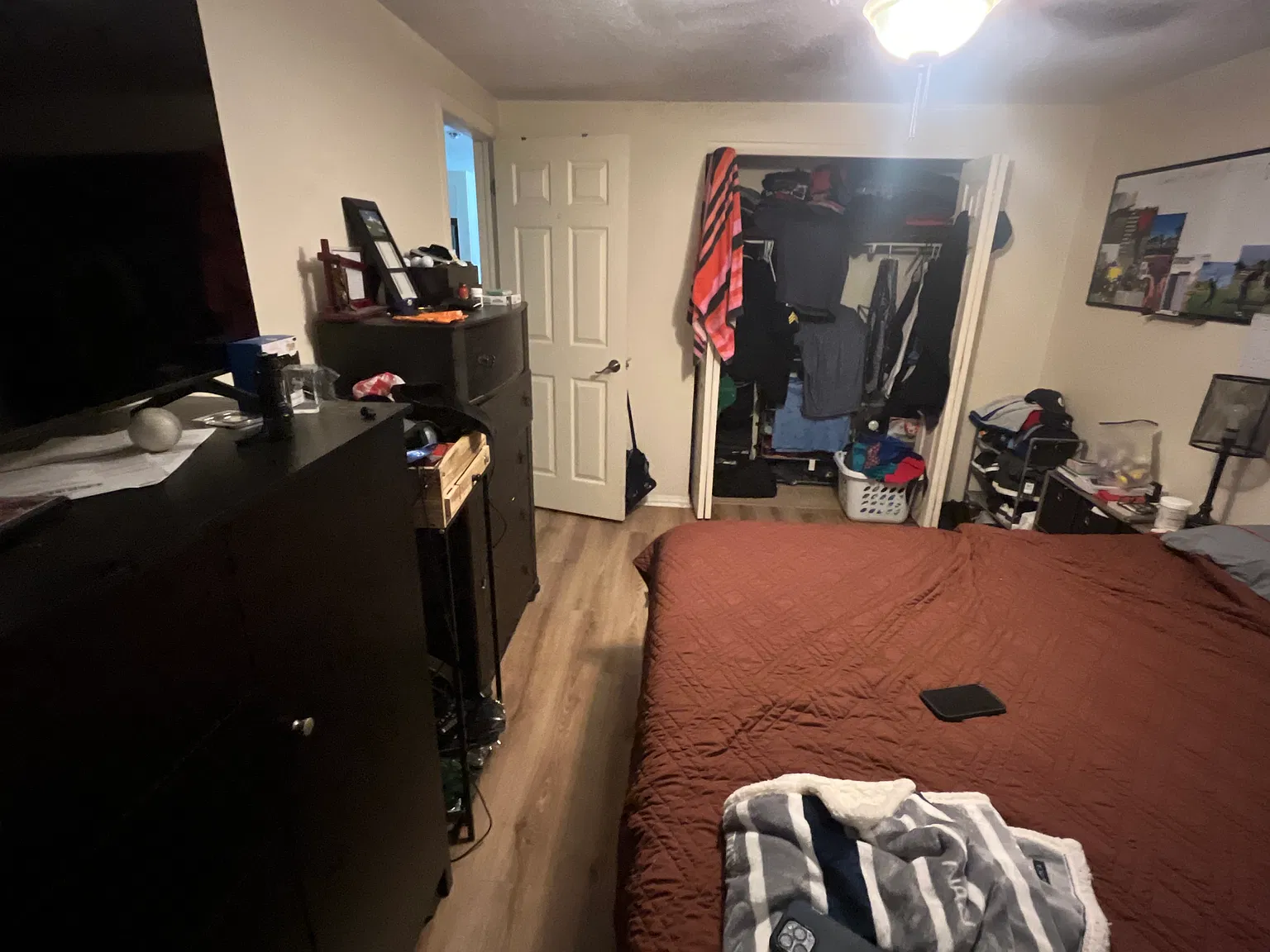 2 bed, 900 sqft, $2,000 — Photo 4