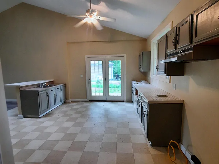 Kitchen with gas stove hook up