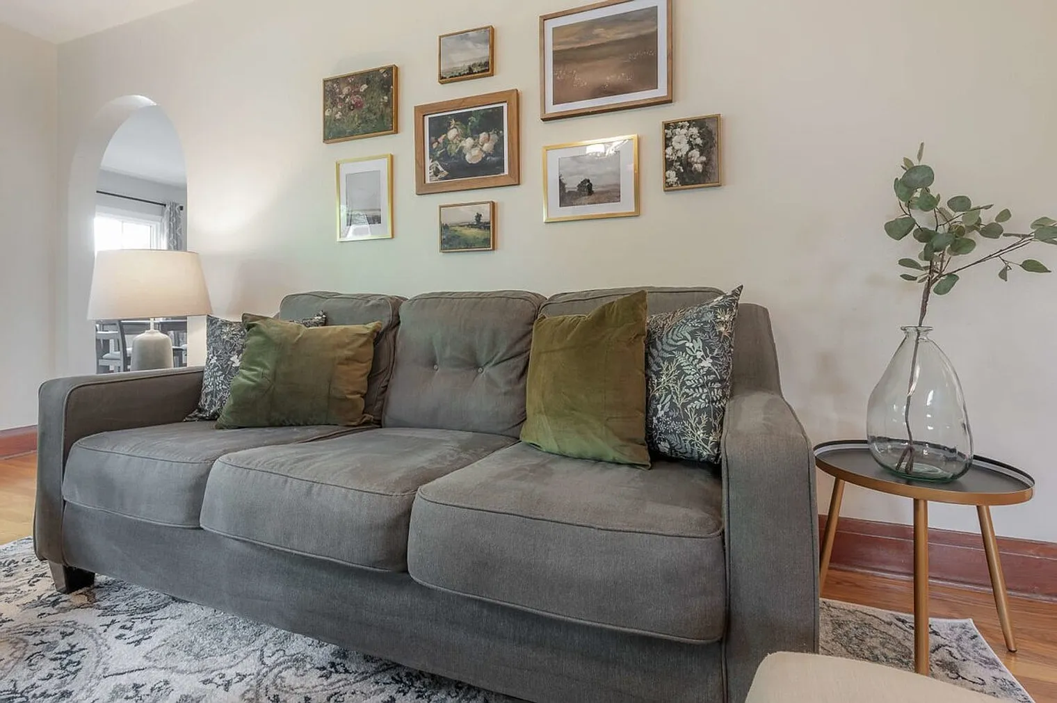 3 bed, 1.0 bath, 1248 sqft, $4,332 — Photo 4