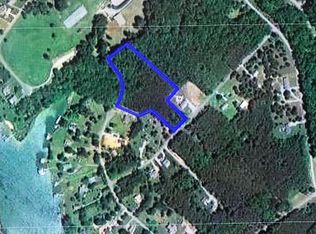 9 Bull Run Dr, Penhook, VA 24137