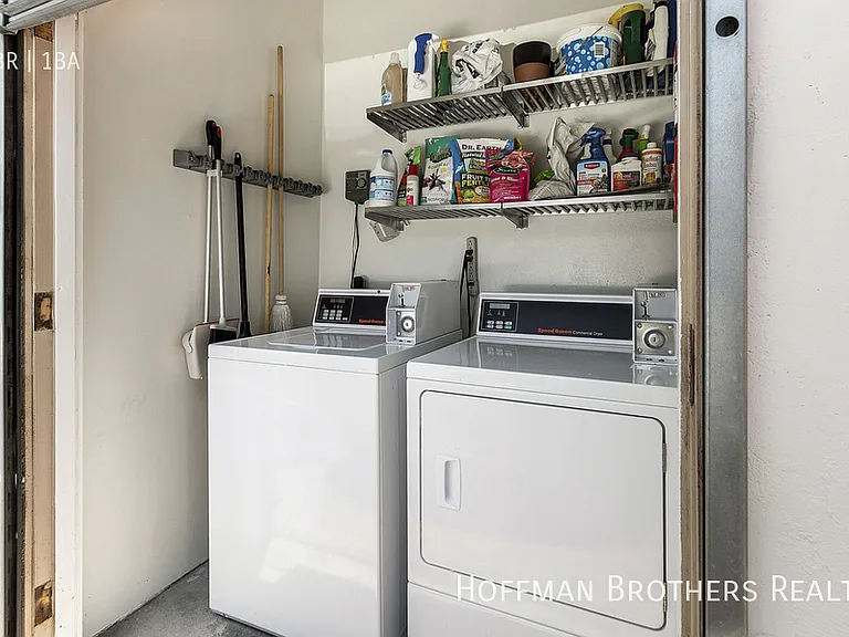 254 S Vendome St #6 — Photo 47