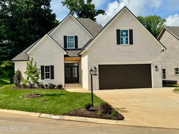 12047 Avery Woods Ln, Knoxville, TN 37921