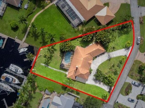 2807 NW Saint Lucie Ln