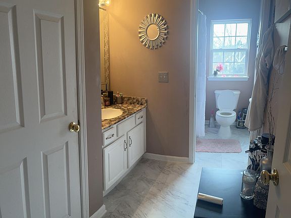 4th image of 8582 Carolina Lily Ln