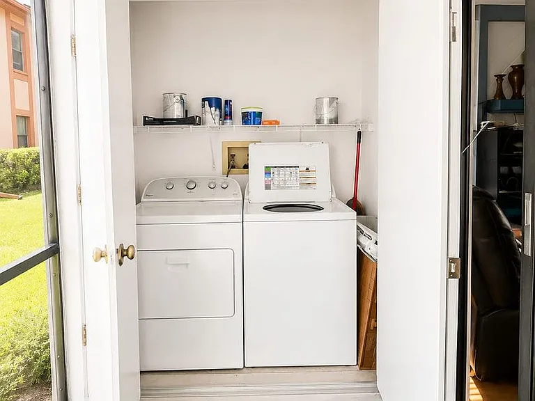 115 Lakeview Way #115 — Photo 23