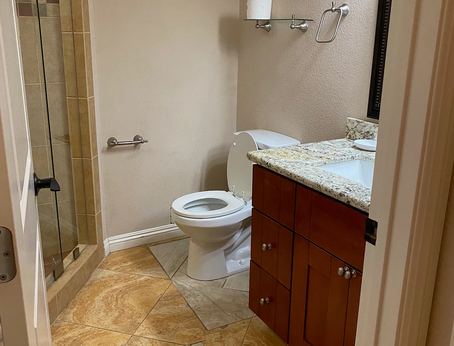 2 bed, 1100 sqft, $2,900 — Photo 4