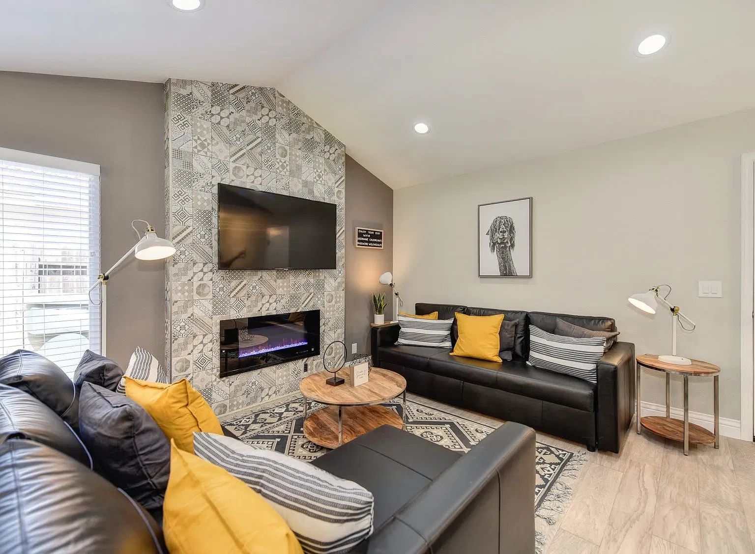 4 bed, 1318 sqft, $1,050 — Photo 1