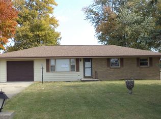 9697 N 1250 East Rd, Shirley, IL 61772