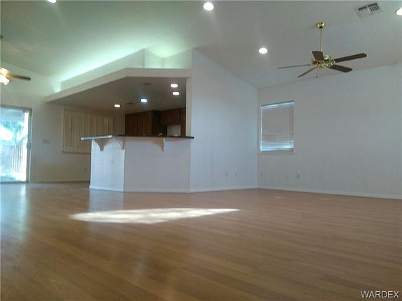 3rd image of 9826 S Kingman Dr