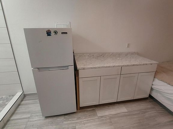 3rd image of 1812 N 68th Dr #1
