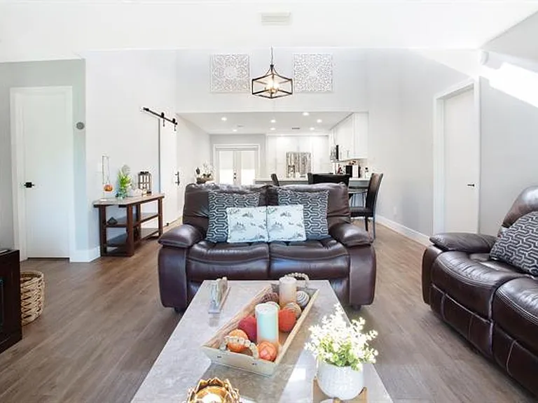 10048 SW 16th St #10048 — Photo 14