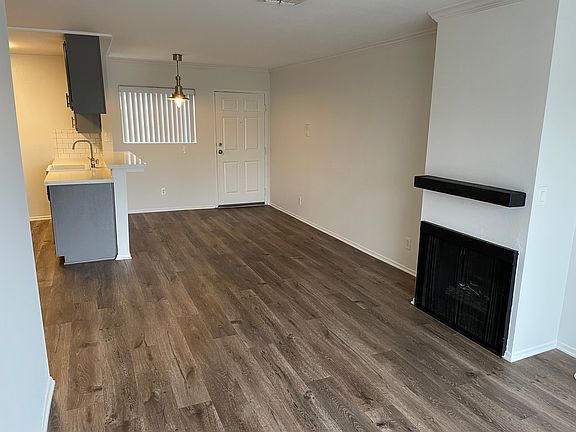 5th image of 311 E Cedar Ave #104
