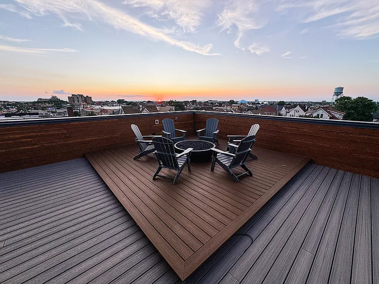 Fire pit with Manhattan skyline