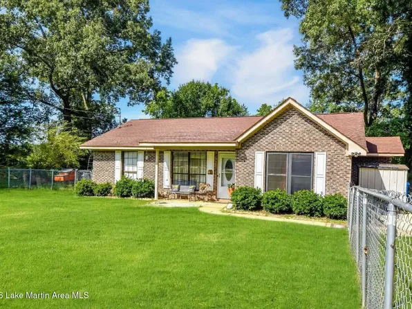 711 Nevins Rd, Jacksons Gap, AL 36861
