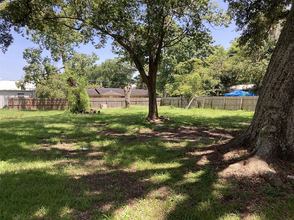 1st image of 125 Shady Ln