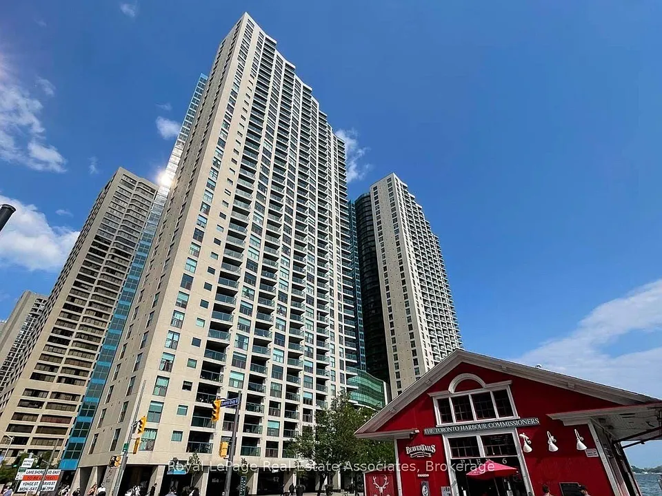 77 Harbour Sq #3111
