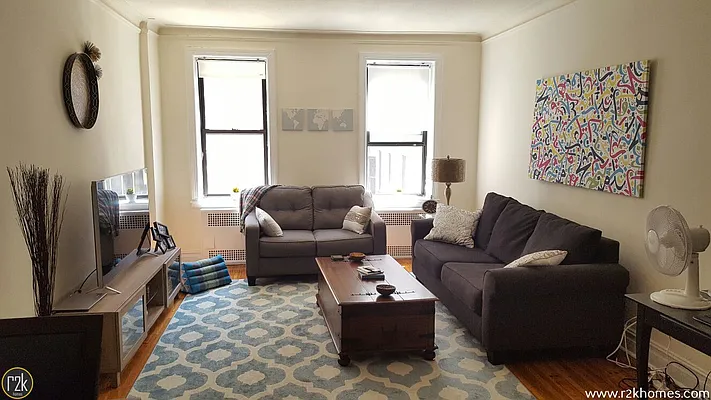 Rented by Realty 2000 Corp | media 13