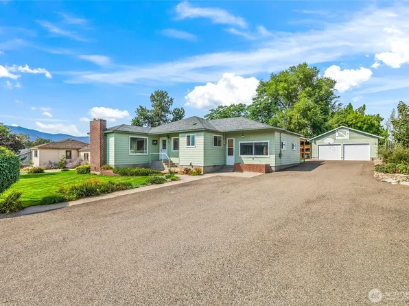 225 SE 1st Street, East Wenatchee, WA 98802