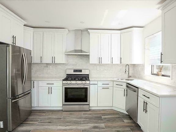5th image of 63-01 74th St